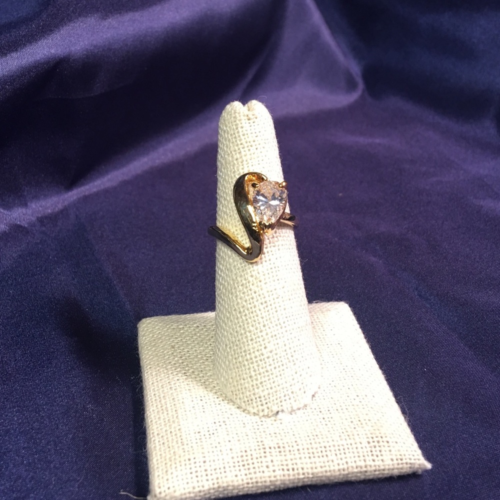 Vintage tear drop and gold ring